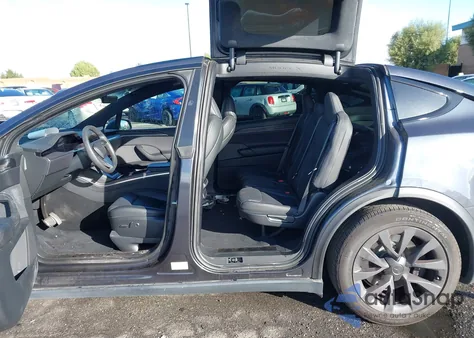 2024 Tesla Model X Long Range from USA, damaged, VIN 7SAXCDE57RF433494